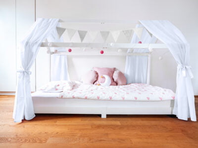 Bettdeko Set grau weiss pink Hausbett Deko