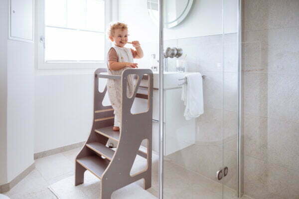 Lernturm Küchenhelfer Montessori 1 Lernturm Küchenhelfer Montessori 1